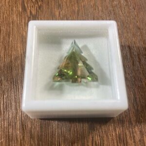 Zandrite color changing loose gemstone 10ct